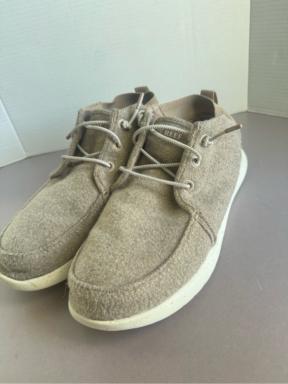 Reef Men’s Tan Wool Chukka Boots